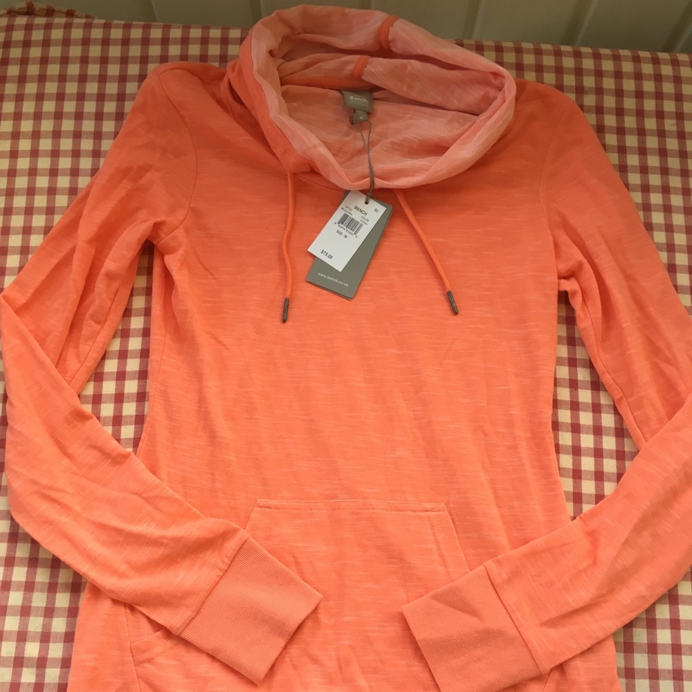 Buckle Bench Coral/Orange Active Sweatshirt Sz Med